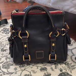 Dooney and Bourke Crossbody Like New